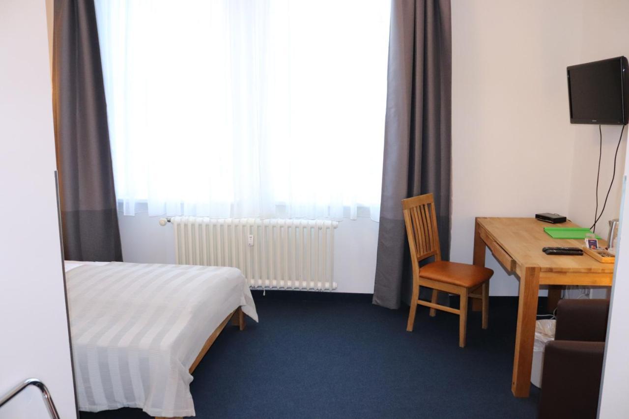 Einzelzimmer mit Bad